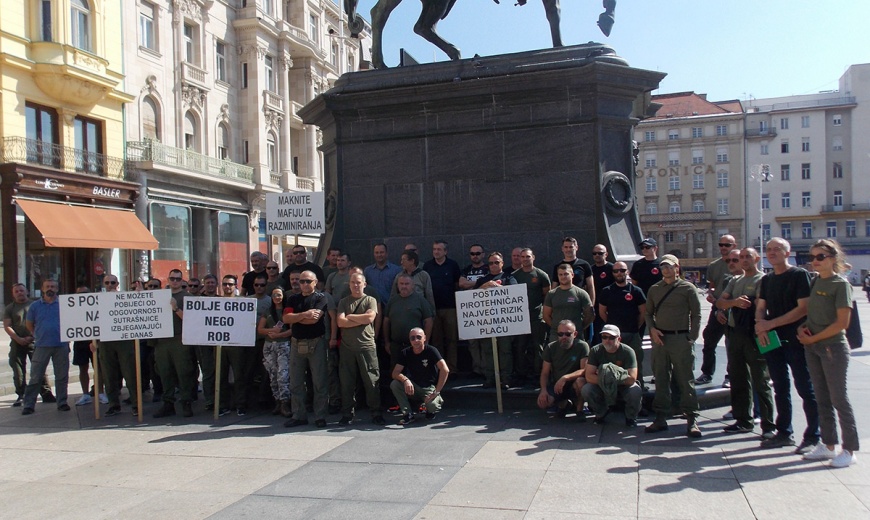 Pirotehničari poručuju: 